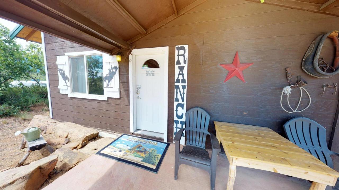 מונטיצ'לו Ranch Mountain Cabin, Stunning! Campfire, Hiking מראה חיצוני תמונה